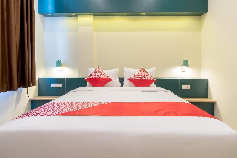 Oyo 727 Merlion Hotel Медан Екстер'єр фото